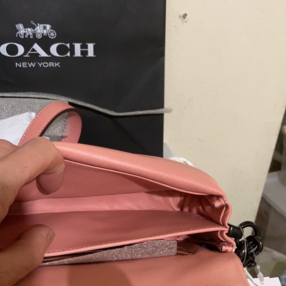 Coach Tabby Shoulder bag 18 in Candy Pink Pillow leather - Picture 11 of 13